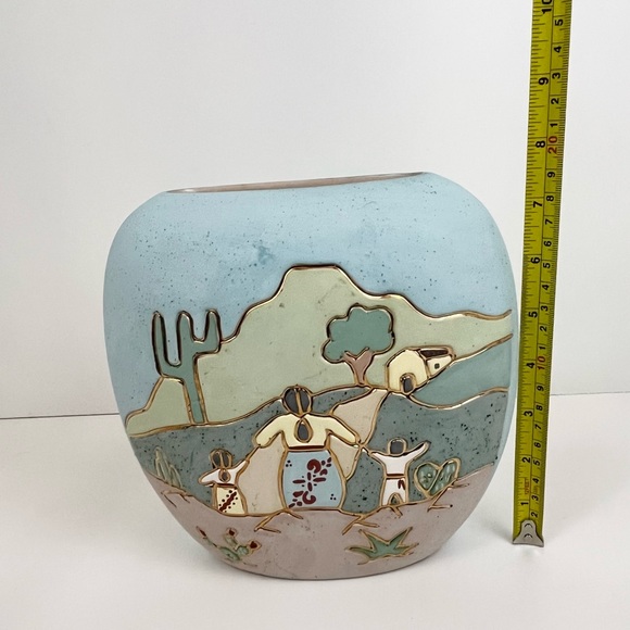 Vintage Southwest Pottery Mother and Children Gold Trim Ceramic Planter - Picture 10 of 14